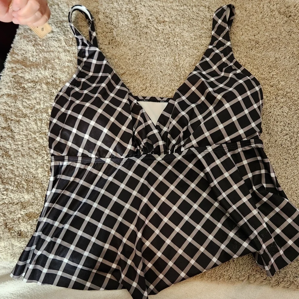Kona Sol Cropped Tankini Top Plaid Black White